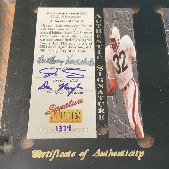 O.J. Simpson Historic Memorabilia - Authentic Autographed Card. #1374 of 2500 - Picture 3 of 4